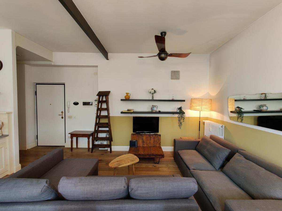 Elegante Trilocale A Milano Apartment Exterior photo